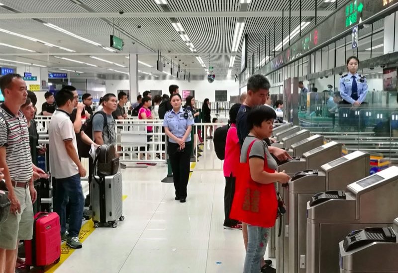 深圳湾口岸接送服务